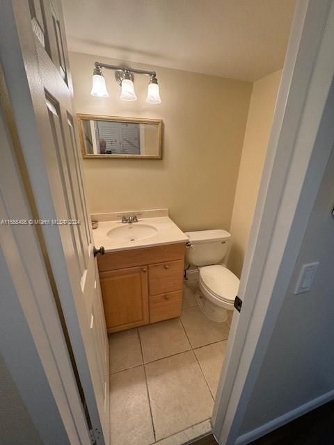 For Sale: $124,900 (1 beds, 1 baths, 720 Square Feet)
