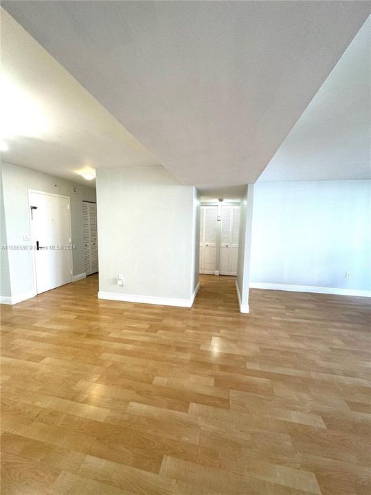 Recently Rented: $3,800 (2 beds, 2 baths, 1411 Square Feet)