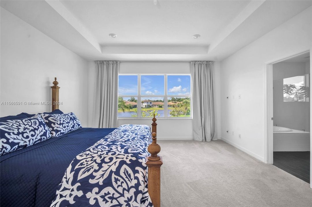 Recently Sold: $715,000 (4 beds, 3 baths, 2583 Square Feet)