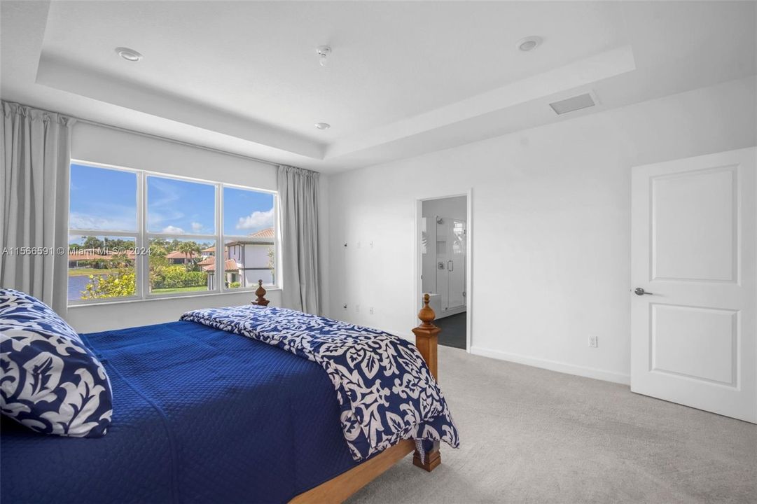 Recently Sold: $715,000 (4 beds, 3 baths, 2583 Square Feet)