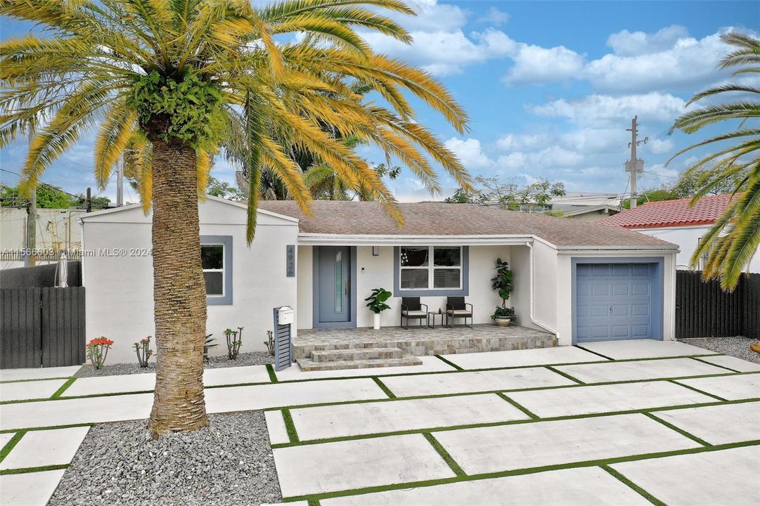 Recently Sold: $799,000 (3 beds, 2 baths, 1015 Square Feet)