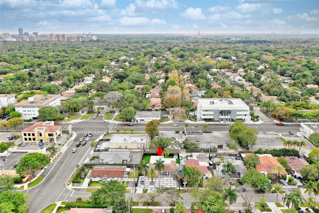 Recently Sold: $799,000 (3 beds, 2 baths, 1015 Square Feet)