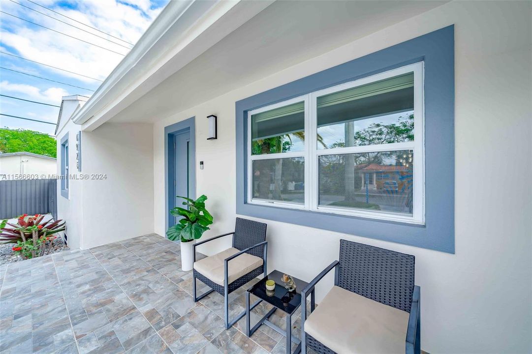 Recently Sold: $799,000 (3 beds, 2 baths, 1015 Square Feet)