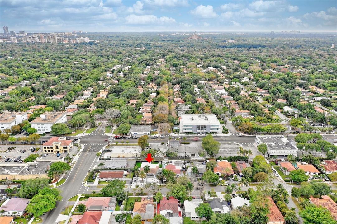 Recently Sold: $799,000 (3 beds, 2 baths, 1015 Square Feet)