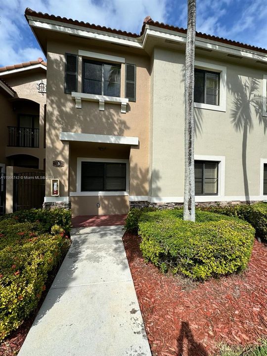 Active With Contract: $389,000 (3 beds, 2 baths, 1515 Square Feet)