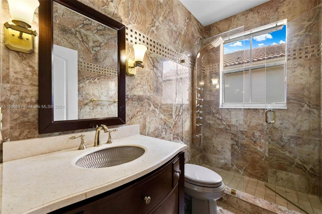 最近租的: $4,350 (4 贝兹, 3 浴室, 2162 平方英尺)