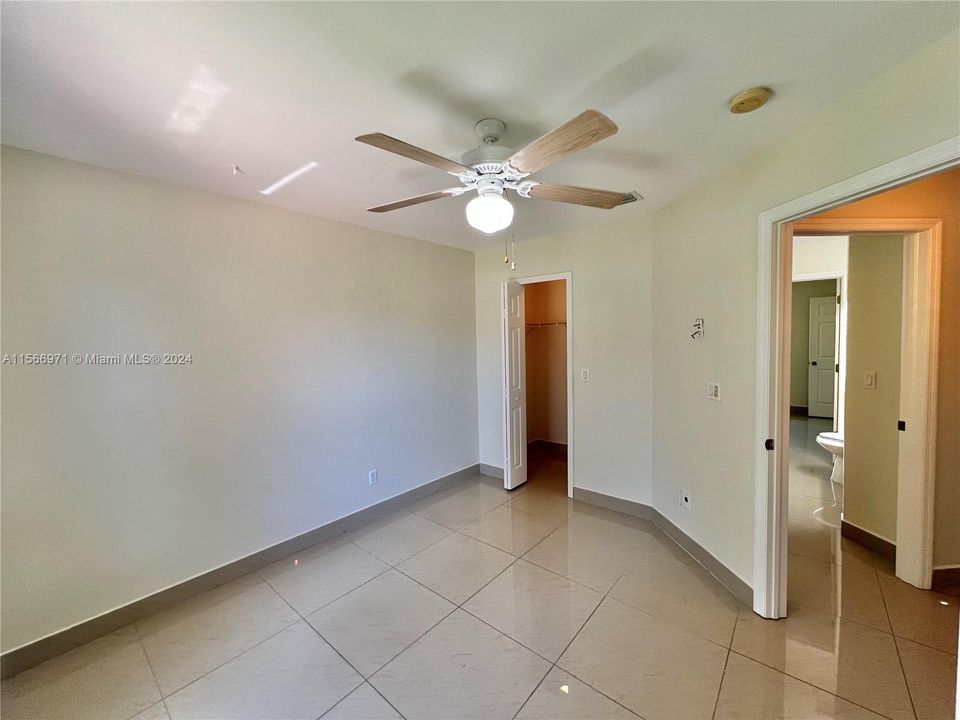 For Rent: $3,000 (3 beds, 2 baths, 1455 Square Feet)