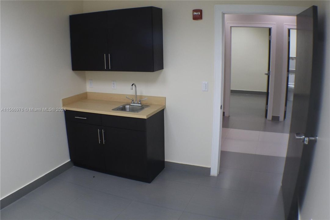 Недавно арендовано: $16,500 (0 спален, 0 ванн, 0 Квадратных фут)