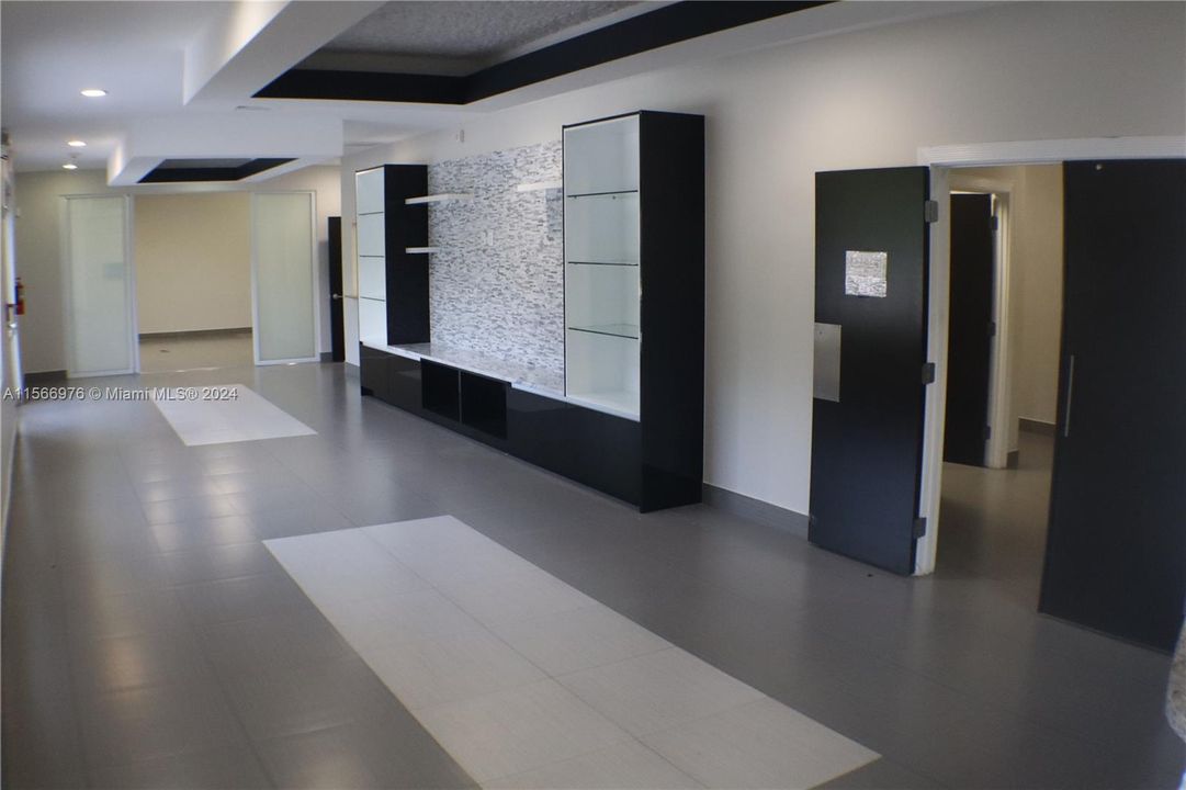 Недавно арендовано: $16,500 (0 спален, 0 ванн, 0 Квадратных фут)