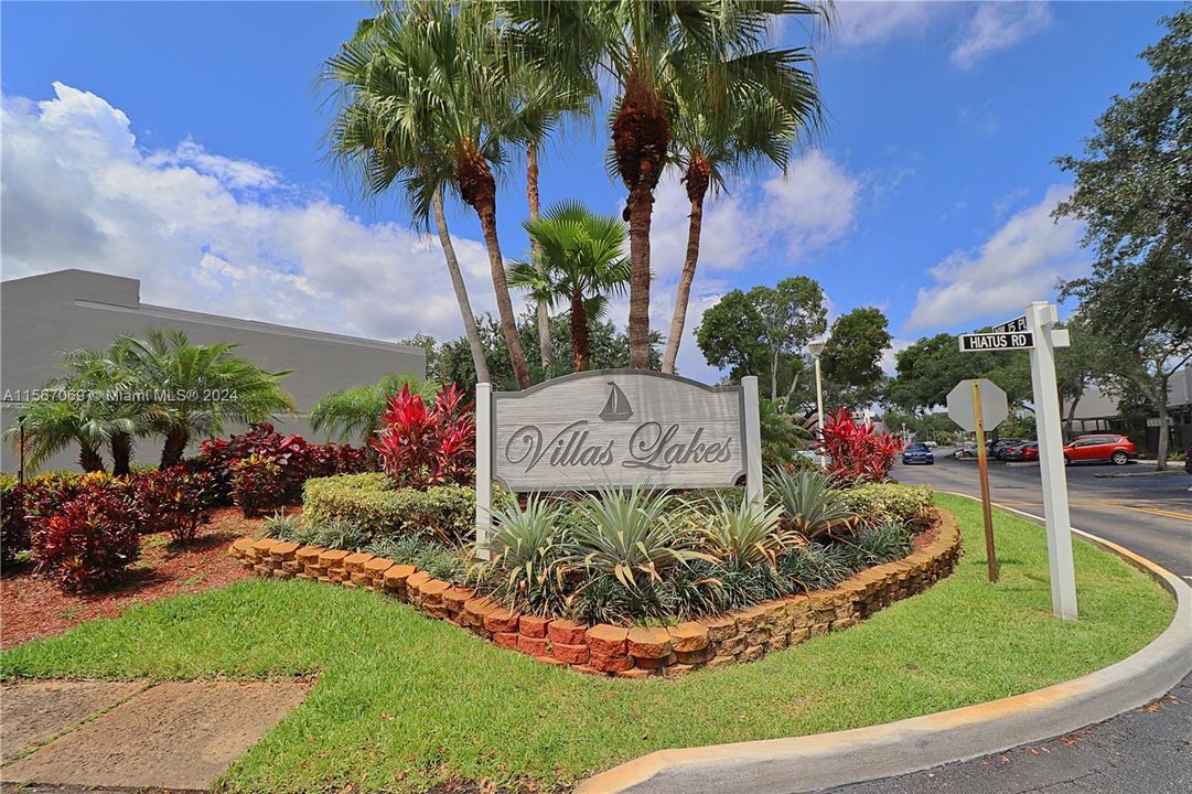 Recently Sold: $455,000 (3 beds, 2 baths, 1672 Square Feet)