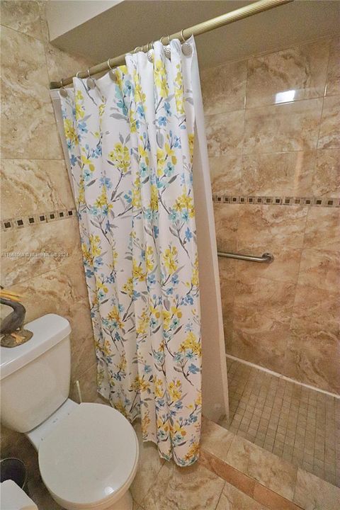 Recently Sold: $455,000 (3 beds, 2 baths, 1672 Square Feet)