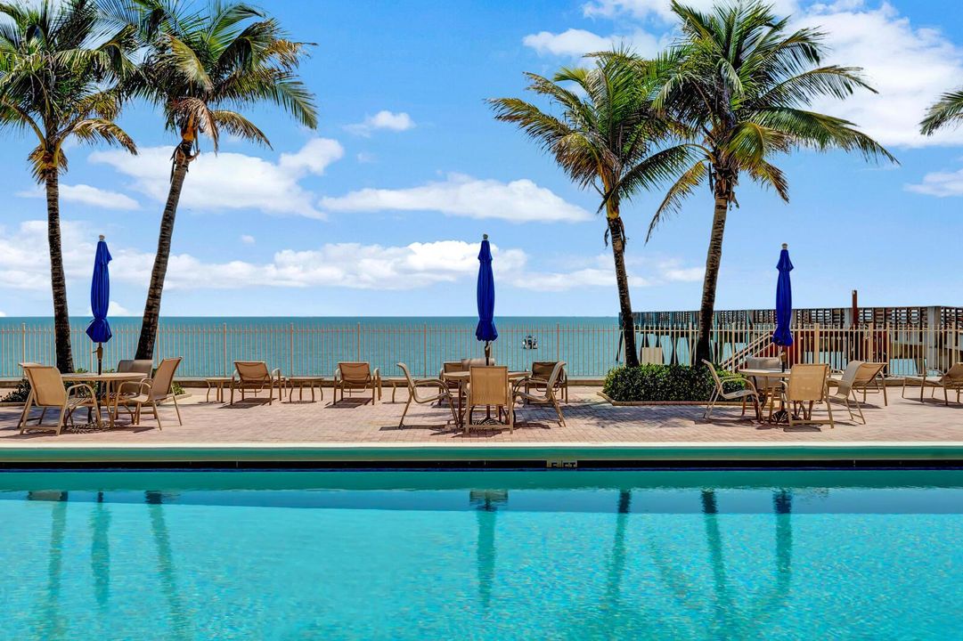 Seaquay Oceanfront Pool