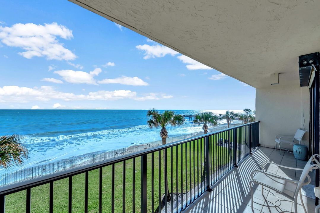 Covered Balcony & Ocean View