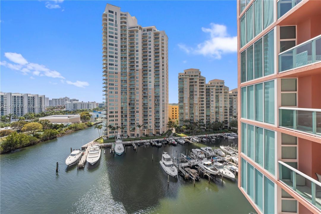 For Sale: $789,569 (2 beds, 2 baths, 1610 Square Feet)