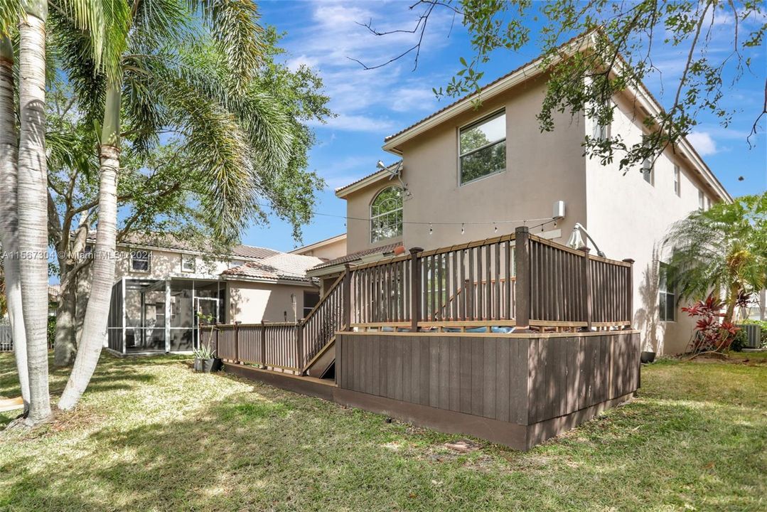 For Sale: $669,900 (3 beds, 2 baths, 2264 Square Feet)