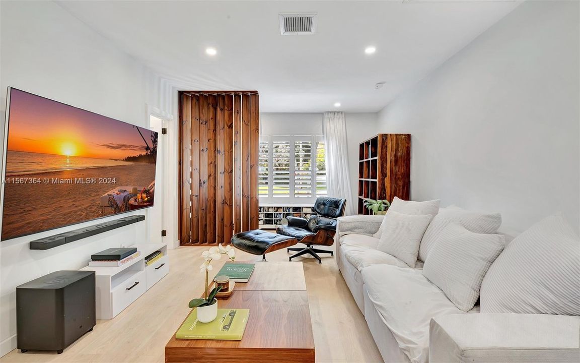 For Sale: $1,625,000 (2 beds, 2 baths, 0 Square Feet)