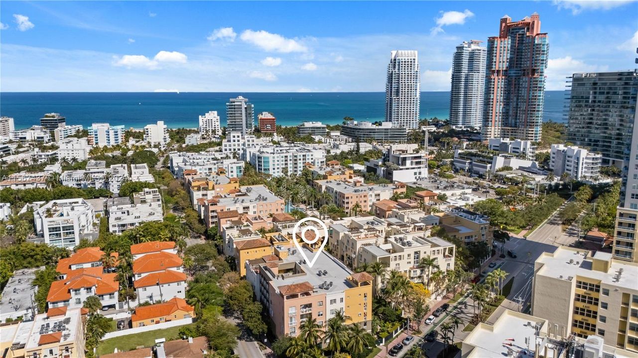 Recently Sold: $1,375,000 (3 beds, 3 baths, 1485 Square Feet)