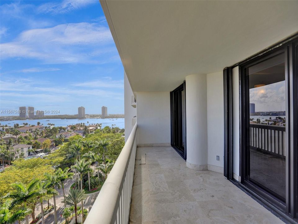 Recently Sold: $1,450,000 (3 beds, 3 baths, 2590 Square Feet)