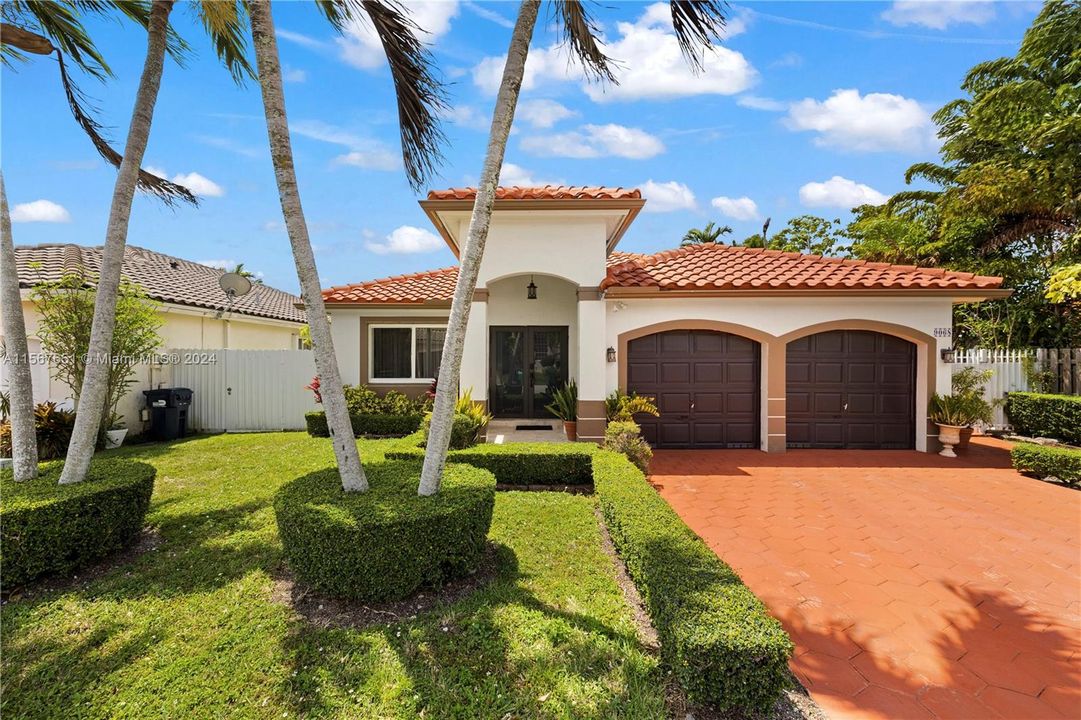 Recently Sold: $670,000 (3 beds, 2 baths, 1684 Square Feet)