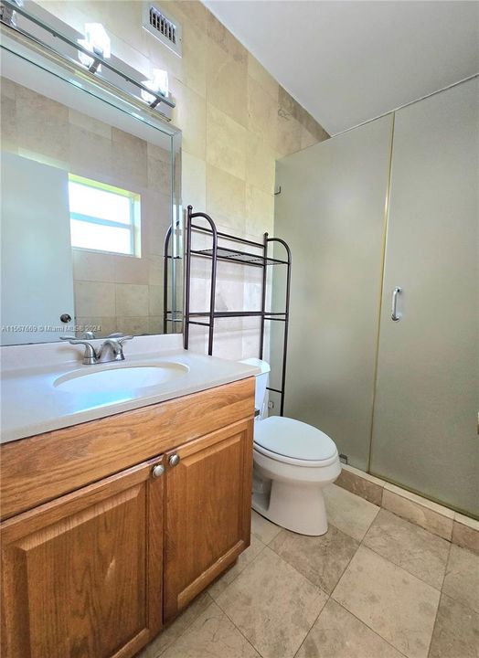 Active With Contract: $3,400 (3 beds, 2 baths, 1208 Square Feet)