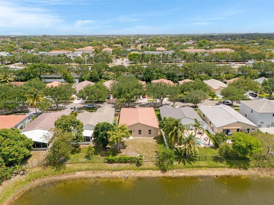 Active With Contract: $595,000 (4 beds, 2 baths, 1965 Square Feet)