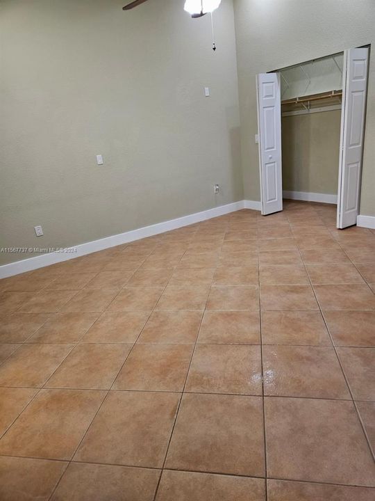 For Rent: $1,600 (0 beds, 1 baths, 0 Square Feet)