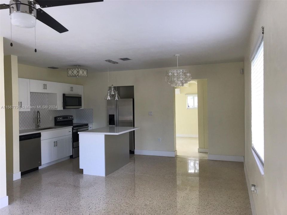 Active With Contract: $5,500 (4 beds, 3 baths, 1780 Square Feet)
