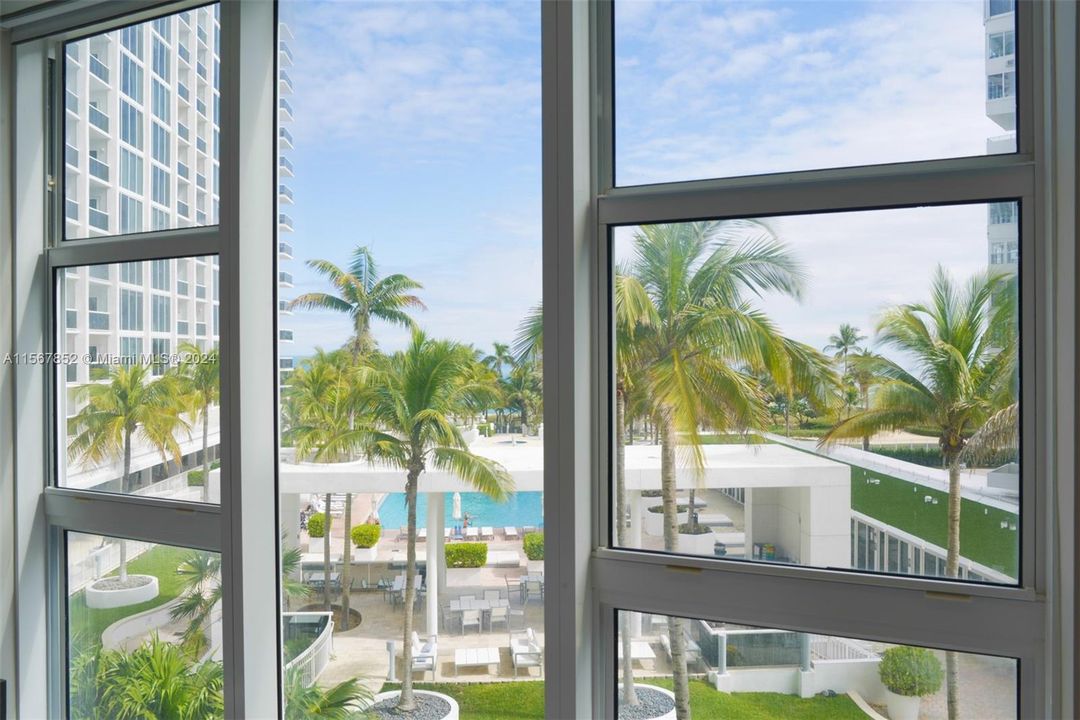 Recently Rented: $5,500 (2 beds, 2 baths, 1056 Square Feet)