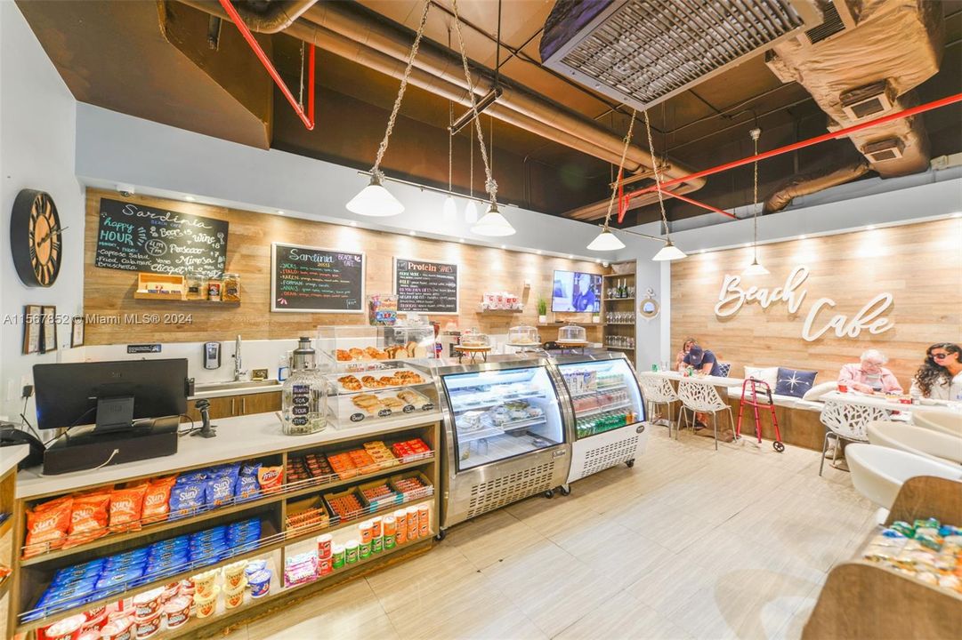 Recently Rented: $5,500 (2 beds, 2 baths, 1056 Square Feet)