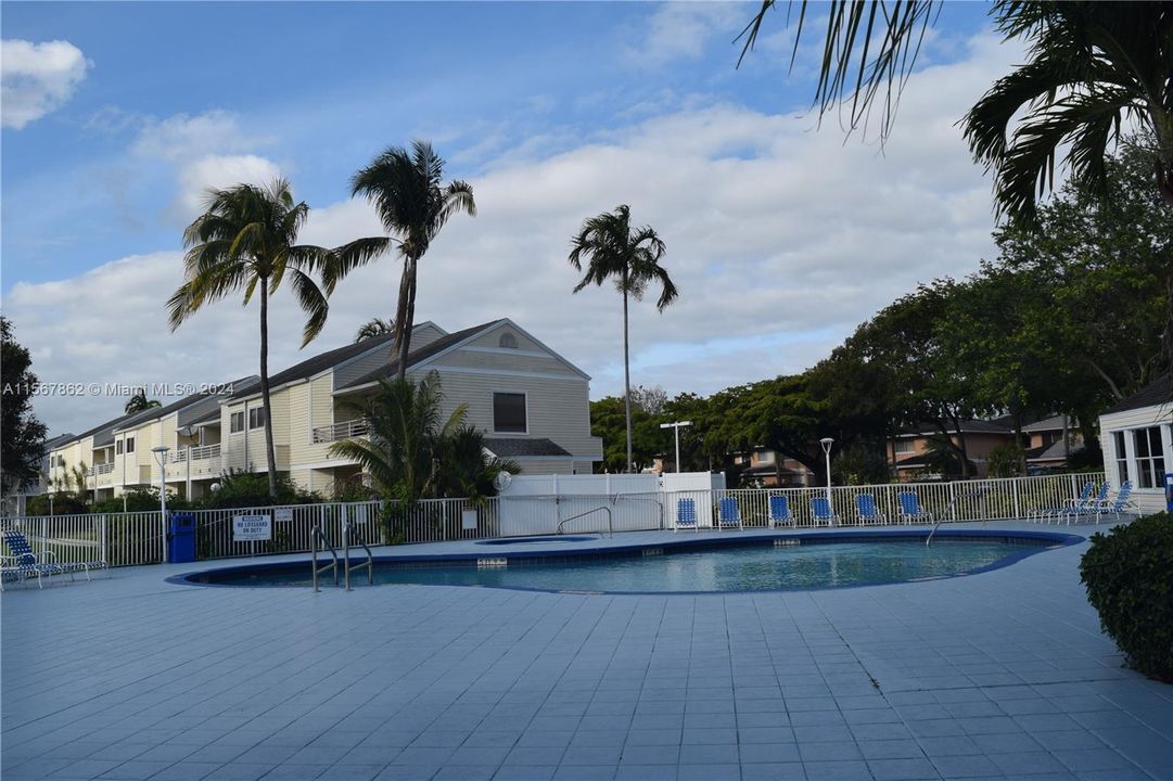 最近租的: $2,200 (2 贝兹, 2 浴室, 1020 平方英尺)