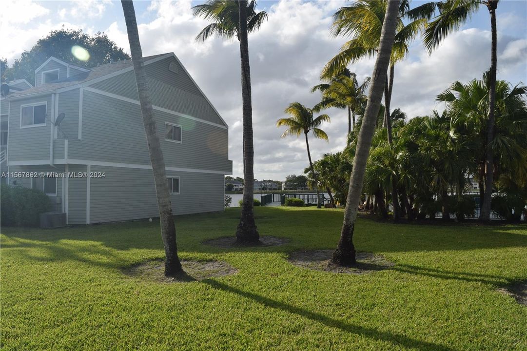 最近租的: $2,200 (2 贝兹, 2 浴室, 1020 平方英尺)