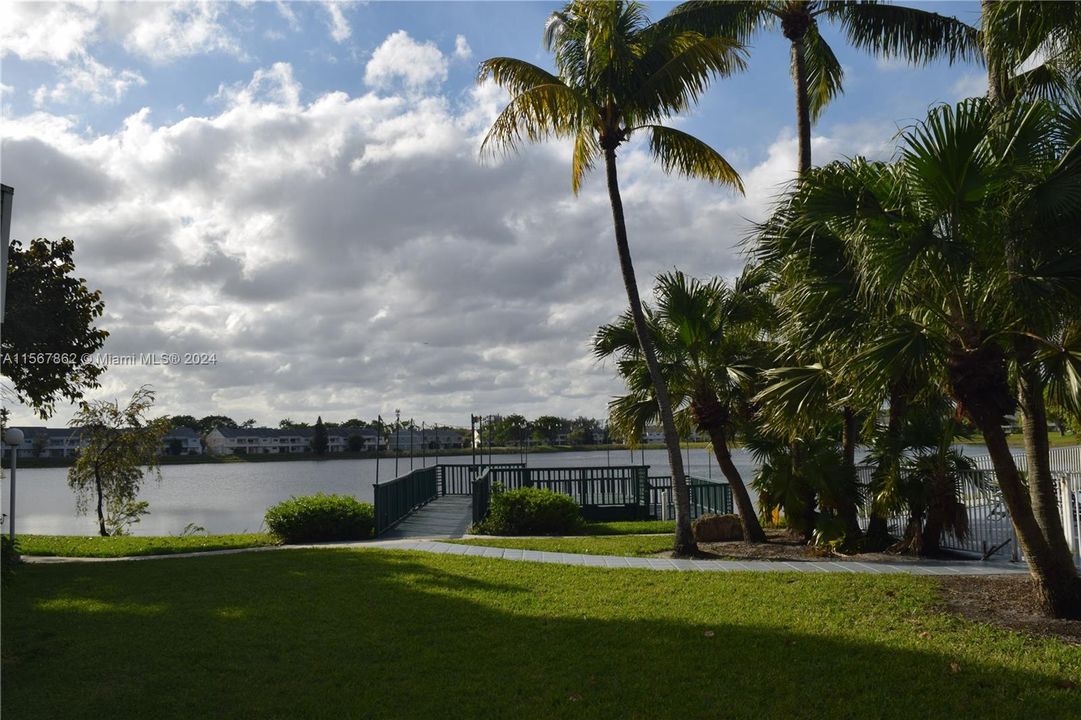 最近租的: $2,200 (2 贝兹, 2 浴室, 1020 平方英尺)