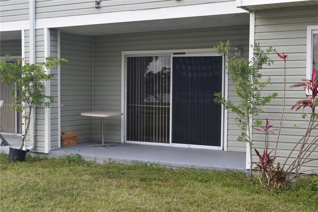 最近租的: $2,200 (2 贝兹, 2 浴室, 1020 平方英尺)