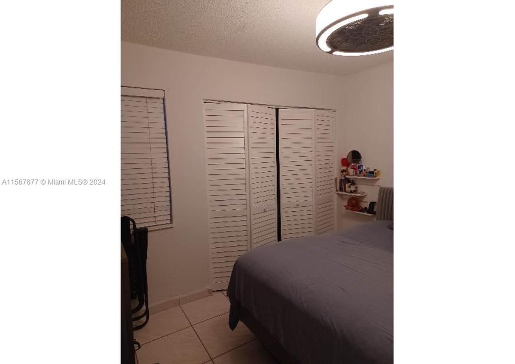 For Sale: $333,500 (2 beds, 1 baths, 900 Square Feet)