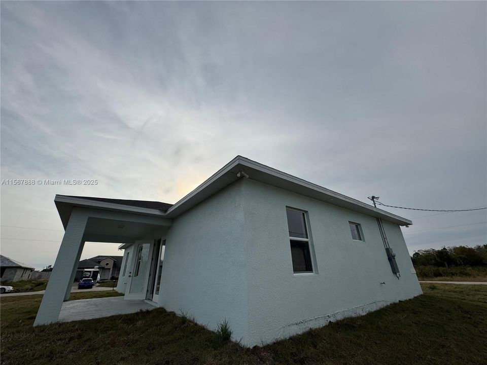 На продажу: $320,000 (4 спален, 2 ванн, 0 Квадратных фут)