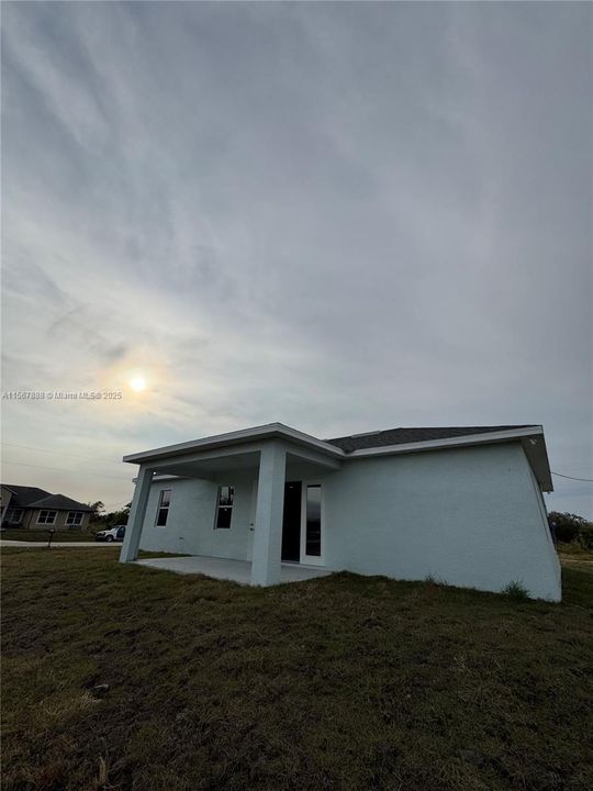 На продажу: $320,000 (4 спален, 2 ванн, 0 Квадратных фут)