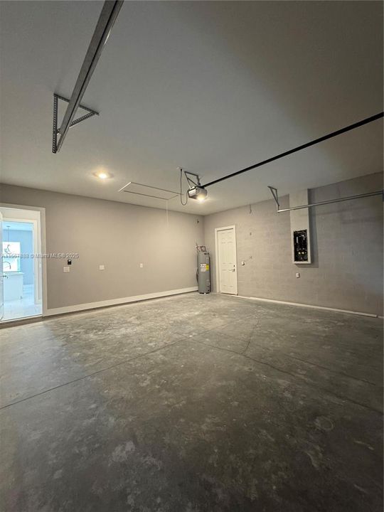 На продажу: $320,000 (4 спален, 2 ванн, 0 Квадратных фут)