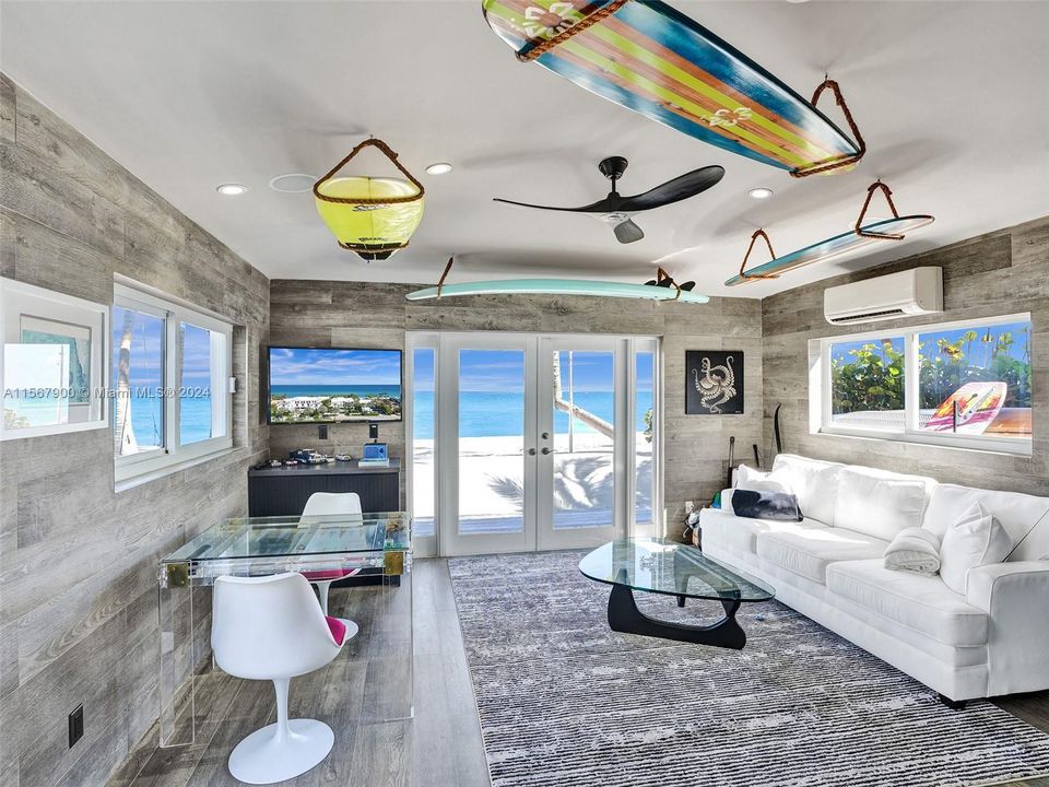 Beach Cabana - Living Space