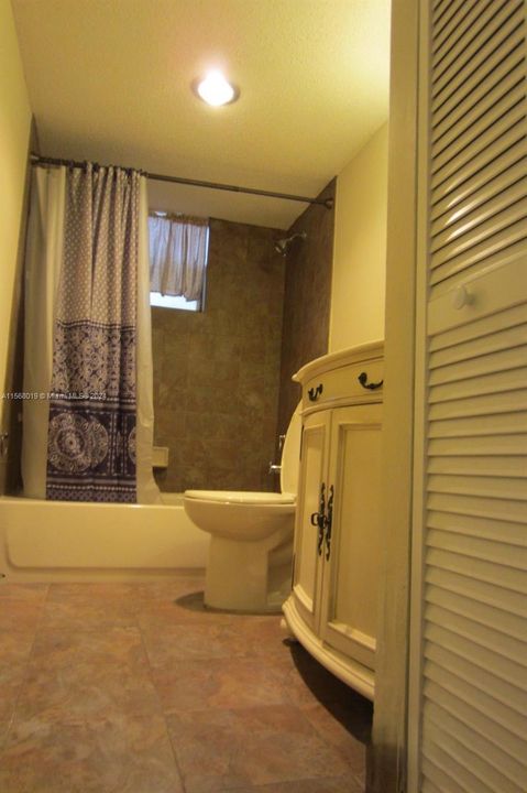 Недавно арендовано: $2,080 (2 спален, 2 ванн, 1260 Квадратных фут)