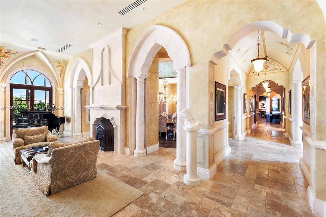 Vendido Recientemente: $17,875,000 (8 camas, 10 baños, 12262 Pies cuadrados)