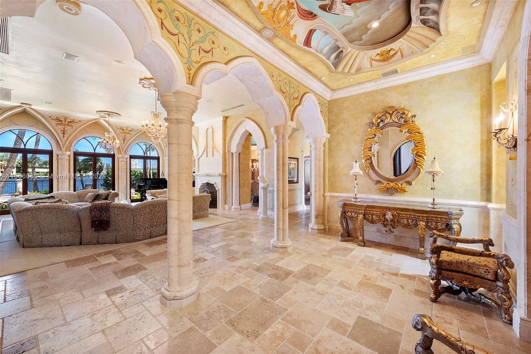 For Sale: $17,875,000 (8 beds, 10 baths, 12262 Square Feet)