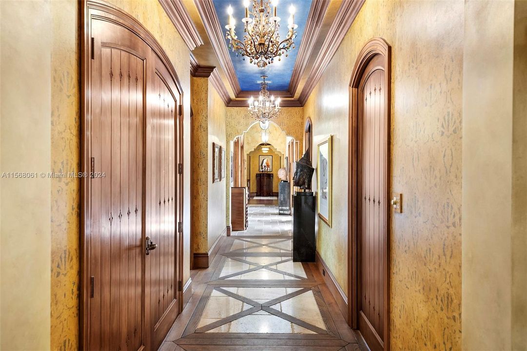 Vendido Recientemente: $17,875,000 (8 camas, 10 baños, 12262 Pies cuadrados)