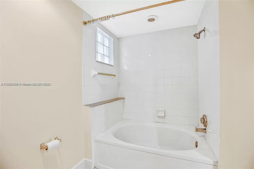 待售: $499,000 (2 贝兹, 2 浴室, 1191 平方英尺)