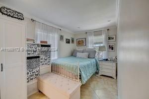 Active With Contract: $500,000 (3 beds, 2 baths, 1557 Square Feet)