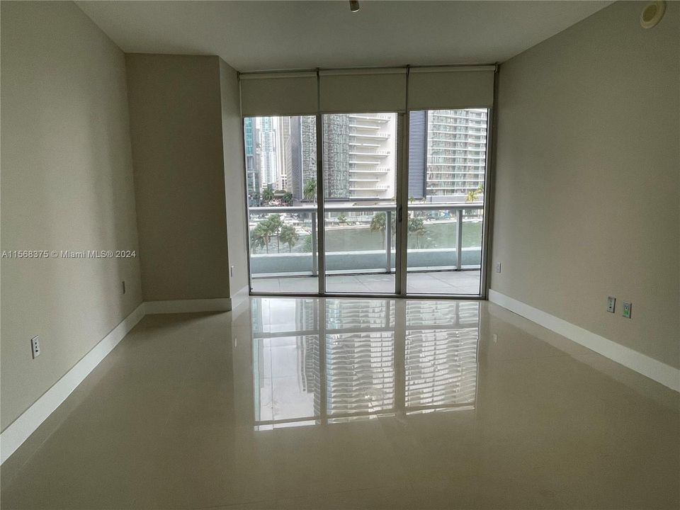 For Rent: $3,600 (1 beds, 1 baths, 798 Square Feet)