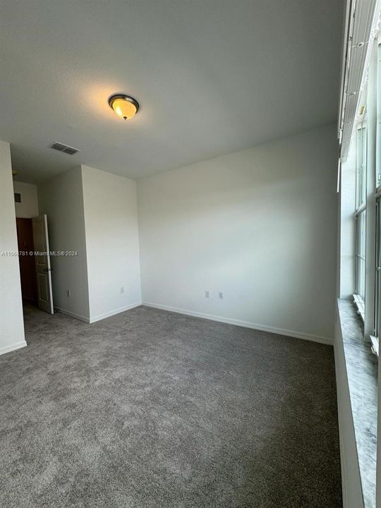 For Rent: $2,700 (3 beds, 2 baths, 0 Square Feet)
