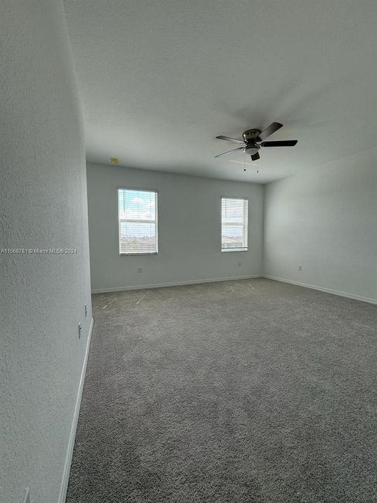 For Rent: $2,700 (3 beds, 2 baths, 0 Square Feet)
