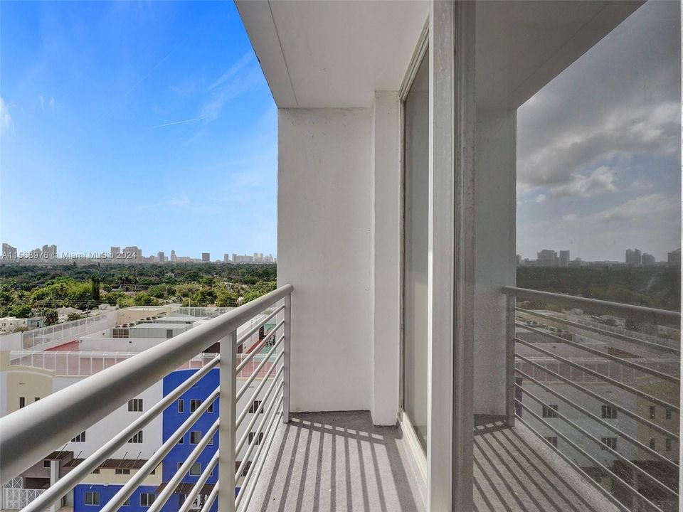 Recientemente alquilado: $2,200 (1 camas, 1 baños, 876 Pies cuadrados)