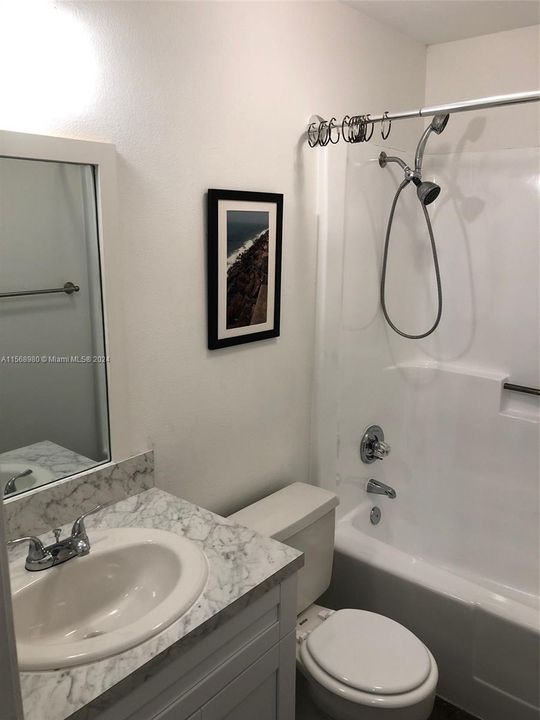 Recently Sold: $185,000 (2 beds, 1 baths, 609 Square Feet)