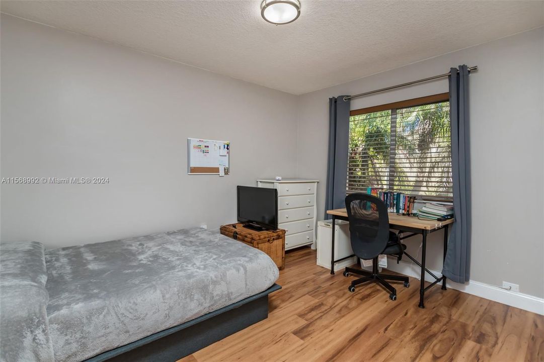 Active With Contract: $599,000 (3 beds, 2 baths, 1933 Square Feet)